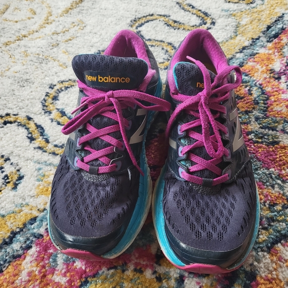 New Balance 1080 fresh foam sz 10.5 women's pink blue - Picture 3 of 13